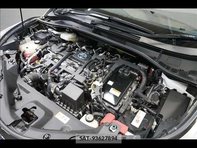 Toyota C-HR 2018-09 8098460-19