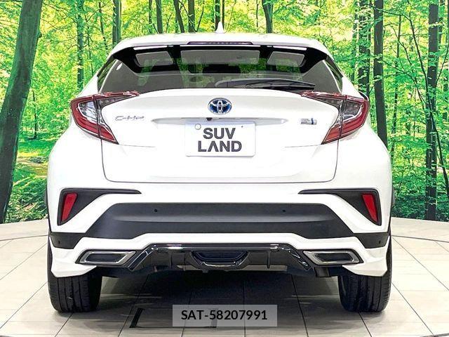 Toyota C-HR 2018-11 8129367-15