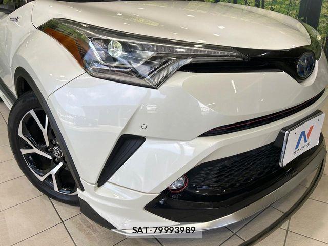 Toyota C-HR 2018-09 8129357-11