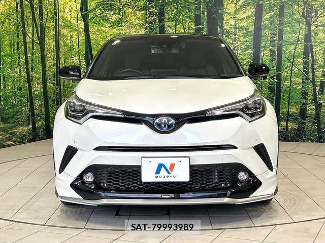 Toyota C-HR 2018-09 8129357-13