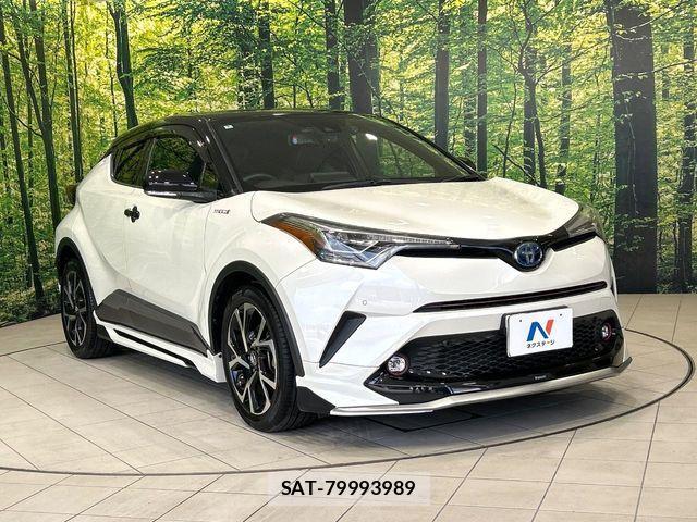 Toyota C-HR 2018-09 8129357-15