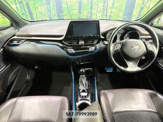Toyota C-HR 2018-09 8129357-1