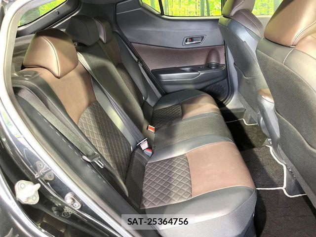 Toyota C-HR 2017-12 8129366-9