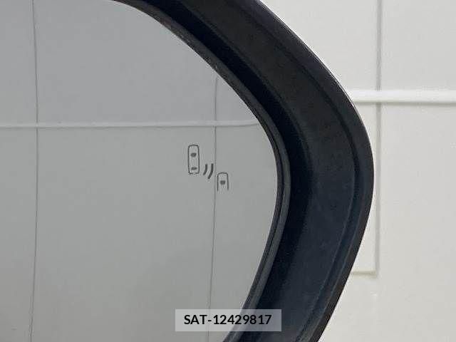 Toyota C-HR 2017-05 8145583-9