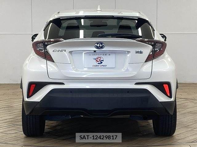 Toyota C-HR 2017-05 8145583-15
