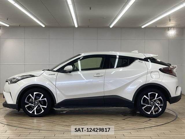 Toyota C-HR 2017-05 8145583-16