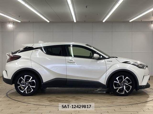Toyota C-HR 2017-05 8145583-17