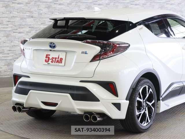 Toyota C-HR 2017-03 8145581-18