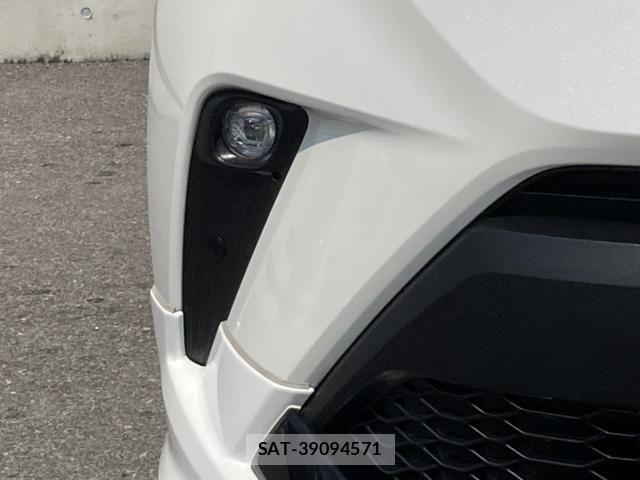 Toyota C-HR 2020-04 8158148-9