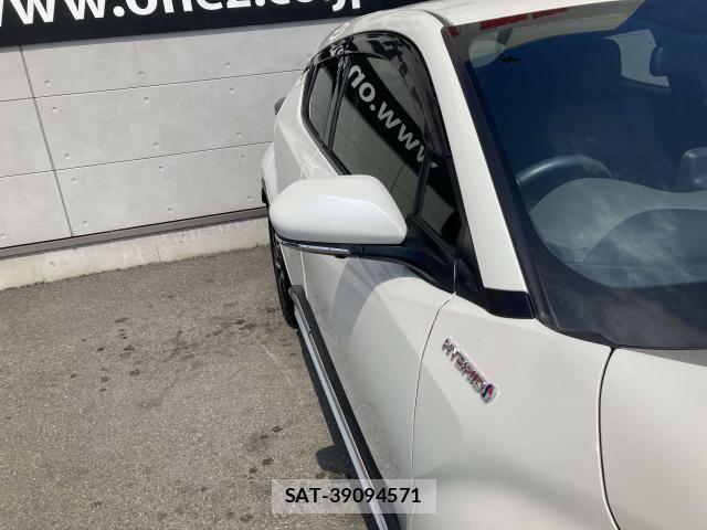 Toyota C-HR 2020-04 8158148-14