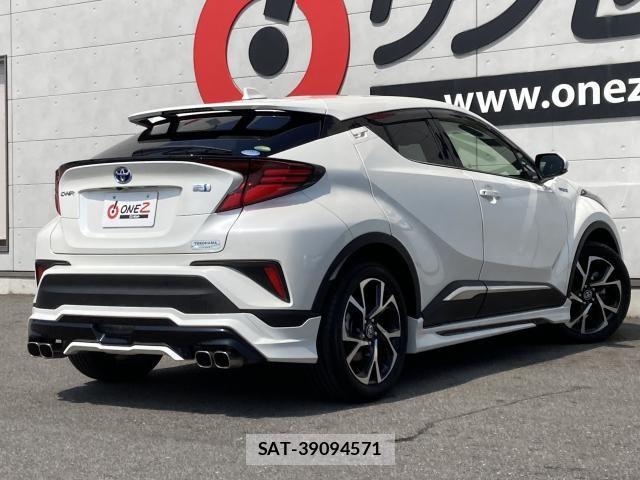 Toyota C-HR 2020-04 8158148-1