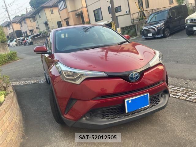 Toyota C-HR 2018-08 8158154-0