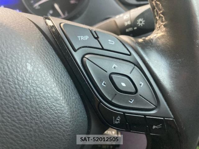 Toyota C-HR 2018-08 8158154-20