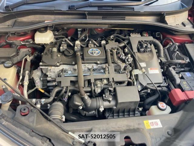 Toyota C-HR 2018-08 8158154-5