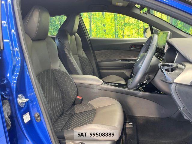 Toyota C-HR 2019-10 8158149-7