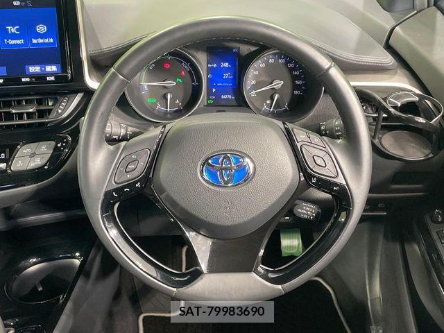 Toyota C-HR 2019-09 8158150-10
