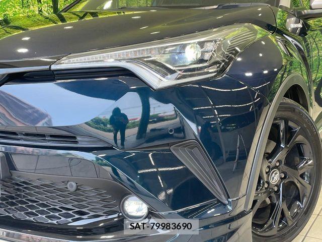 Toyota C-HR 2019-09 8158150-11