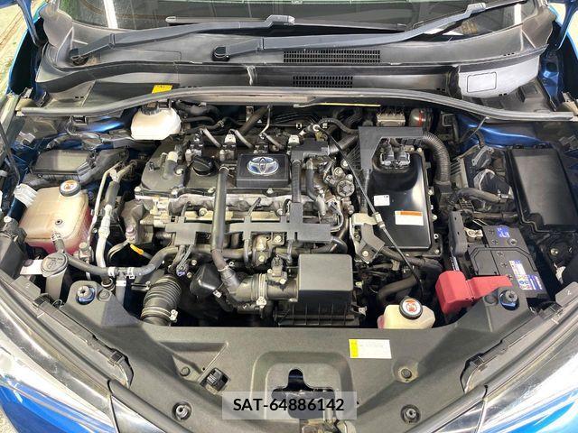Toyota C-HR 2017-10 8206829-17