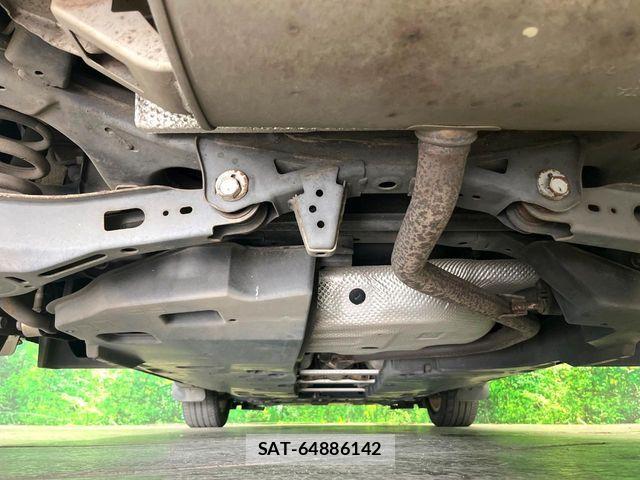 Toyota C-HR 2017-10 8206829-18