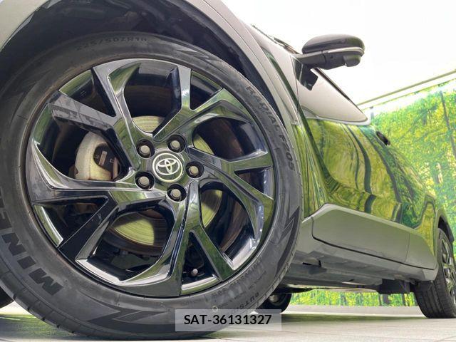 Toyota C-HR 2019-09 8206815-12