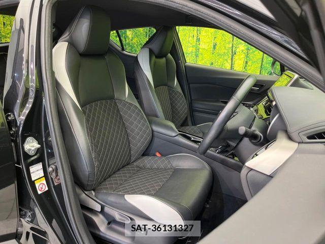 Toyota C-HR 2019-09 8206815-7