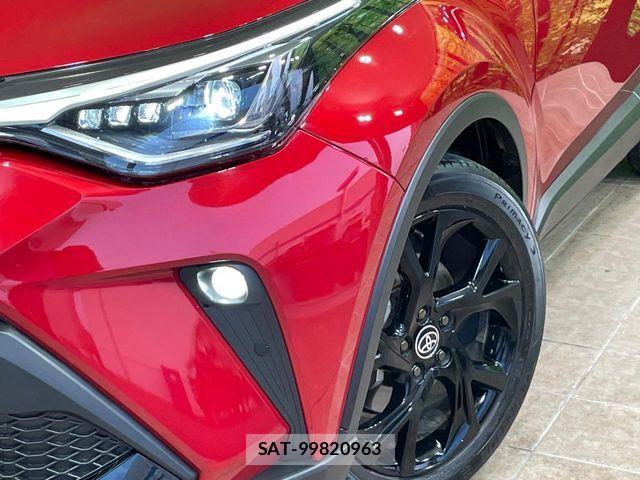 Toyota C-HR 2021-04 8206812-11