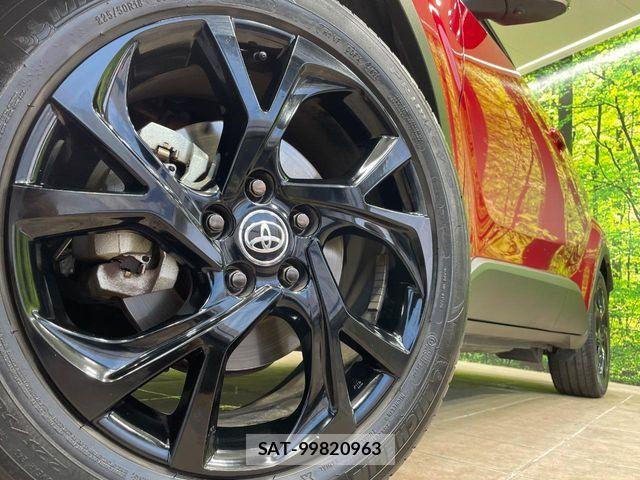 Toyota C-HR 2021-04 8206812-12