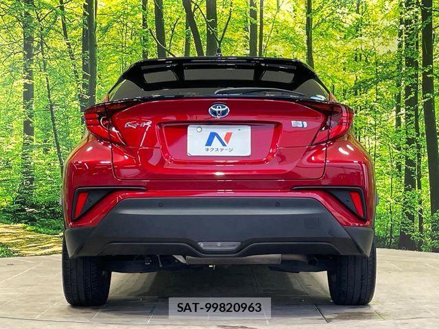 Toyota C-HR 2021-04 8206812-14