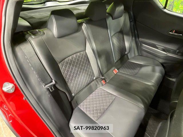 Toyota C-HR 2021-04 8206812-8