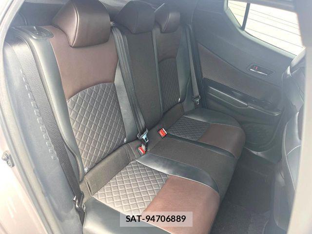 Toyota C-HR 2017-10 8206820-9