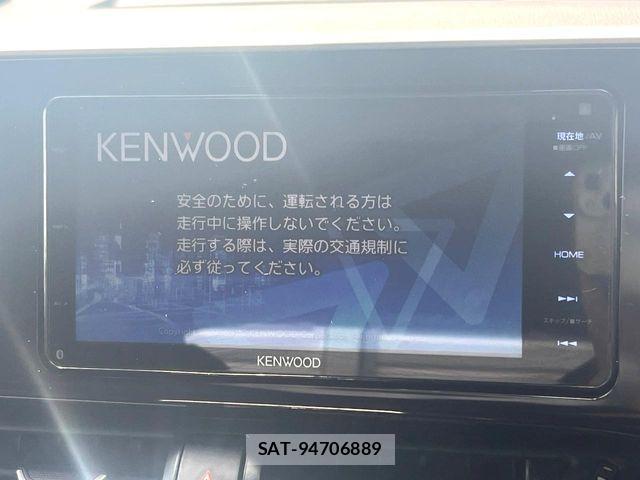 Toyota C-HR 2017-10 8206820-3