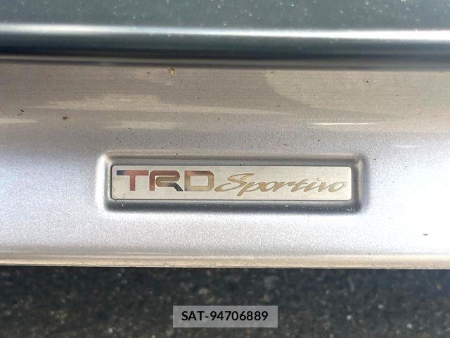 Toyota C-HR 2017-10 8206820-5