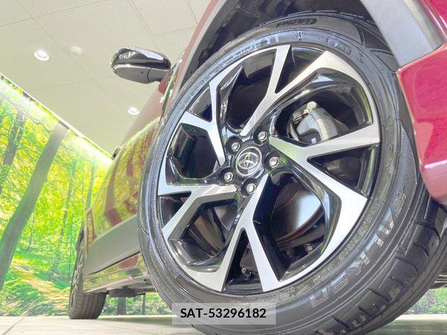 Toyota C-HR 2018-03 8206814-12