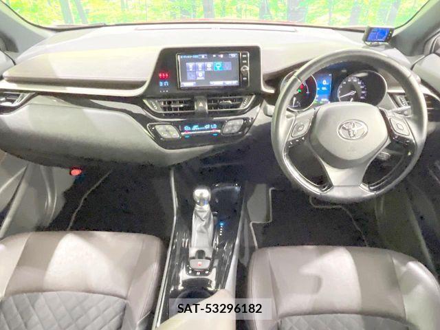 Toyota C-HR 2018-03 8206814-1