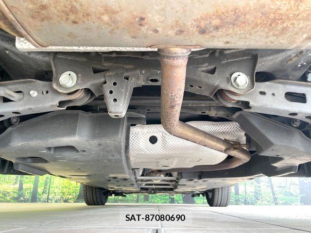 Toyota C-HR 2017-08 8206822-18