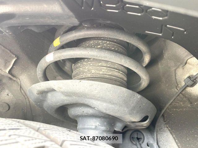 Toyota C-HR 2017-08 8206822-19