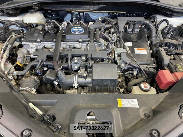 Toyota C-HR 2017-06 8206821-17