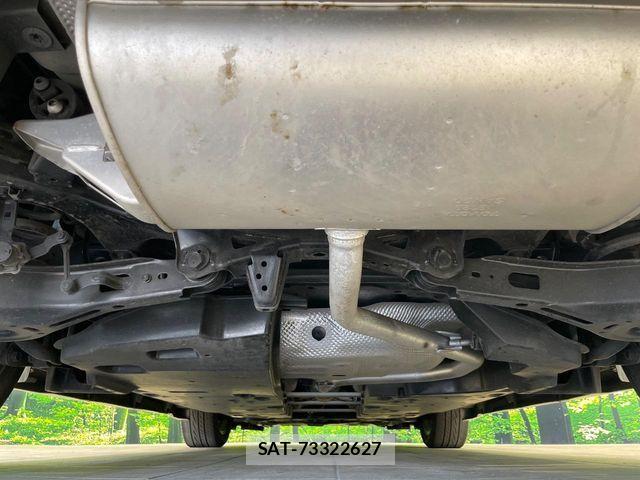Toyota C-HR 2017-06 8206821-18