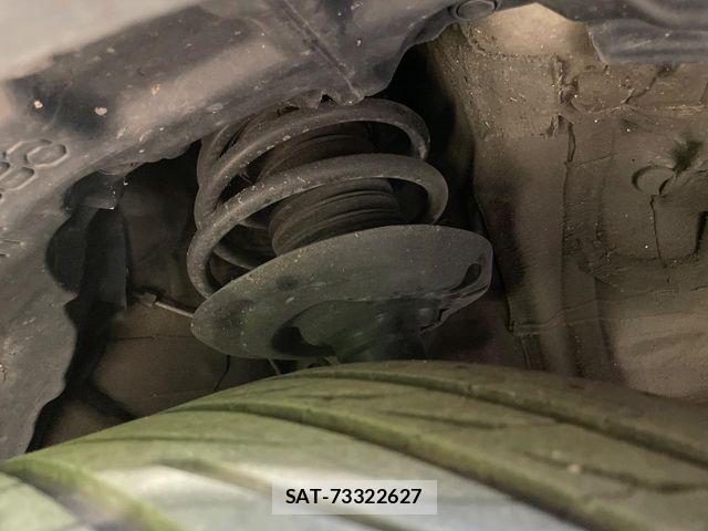 Toyota C-HR 2017-06 8206821-19