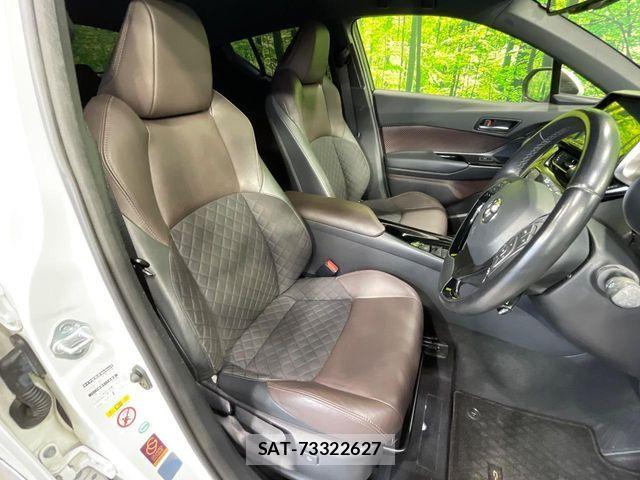 Toyota C-HR 2017-06 8206821-7