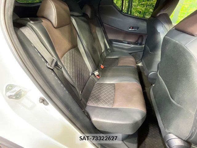 Toyota C-HR 2017-06 8206821-8