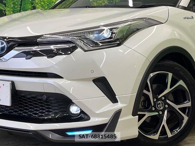 Toyota C-HR 2018-07 8206823-11