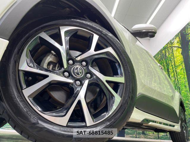 Toyota C-HR 2018-07 8206823-12
