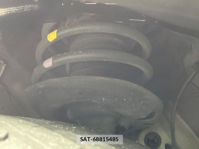 Toyota C-HR 2018-07 8206823-19