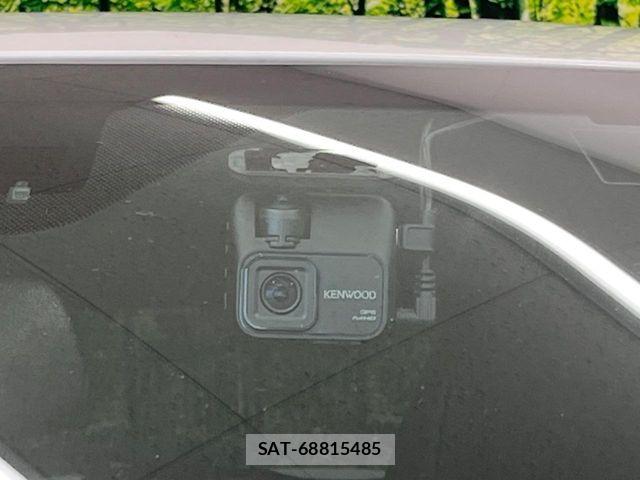 Toyota C-HR 2018-07 8206823-6