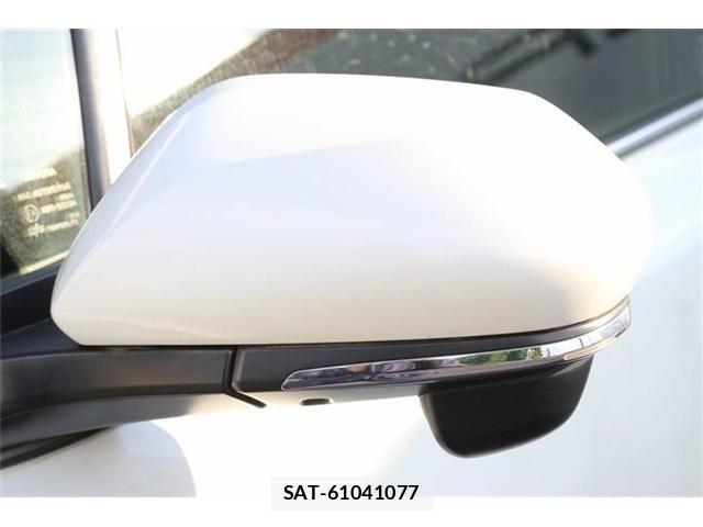 Toyota C-HR 2017-02 8206817-29