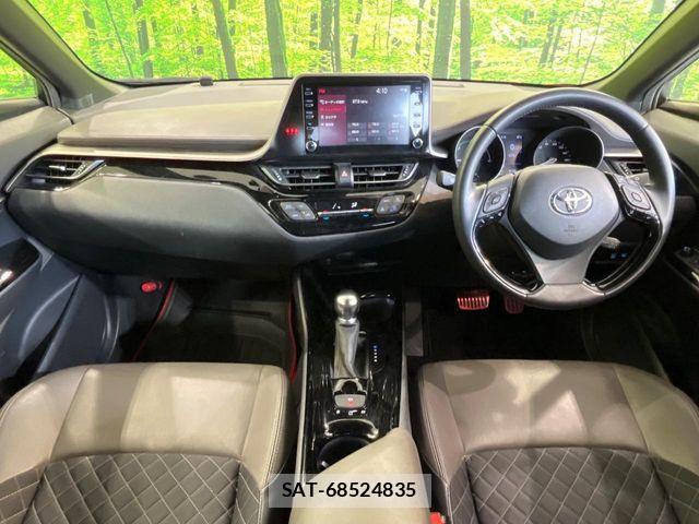 Toyota C-HR 2019-11 8206818-1