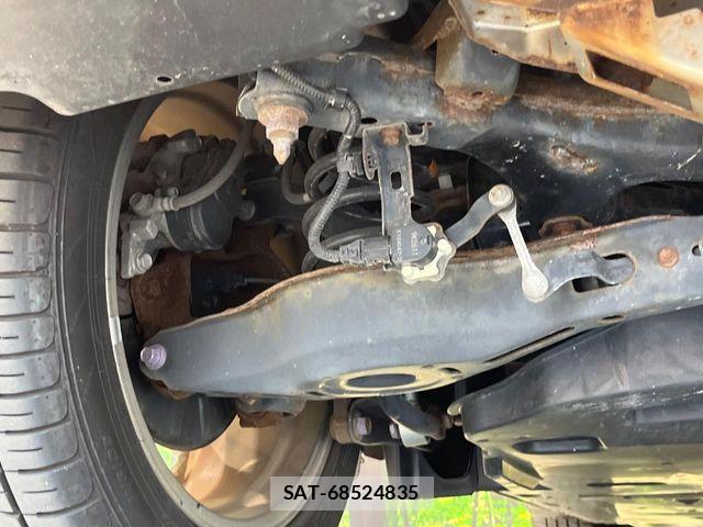 Toyota C-HR 2019-11 8206818-19