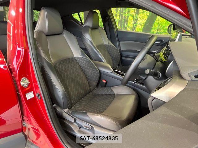 Toyota C-HR 2019-11 8206818-7