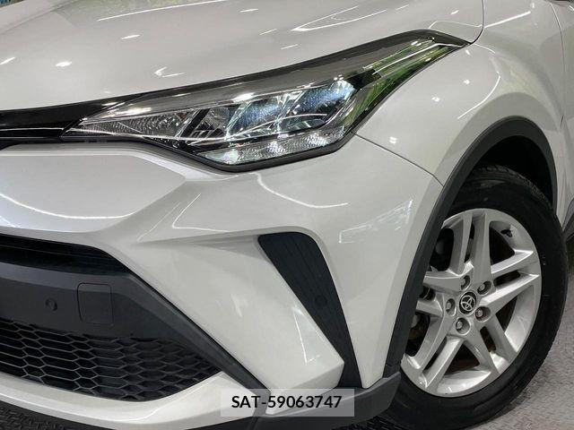 Toyota C-HR 2022-04 8229246-12